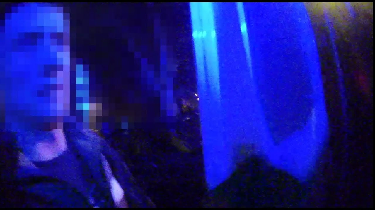 Bolderājā šoferis bez tiesībām bēg no policijas un izraisa sadursmi