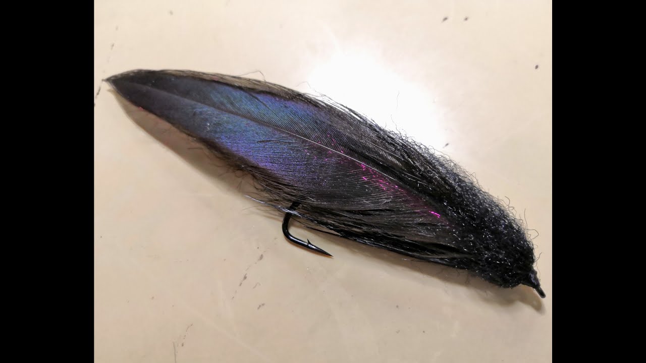 Perhonsidontaa: Kahrin Mörkö / Fly tying: Kahri's Mörkö