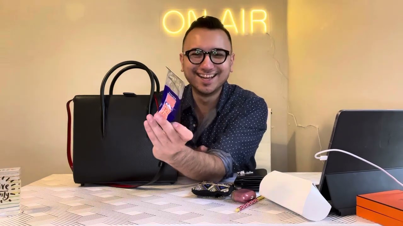 Christian Louboutin Paloma sizes, Comparison Video and Review.
