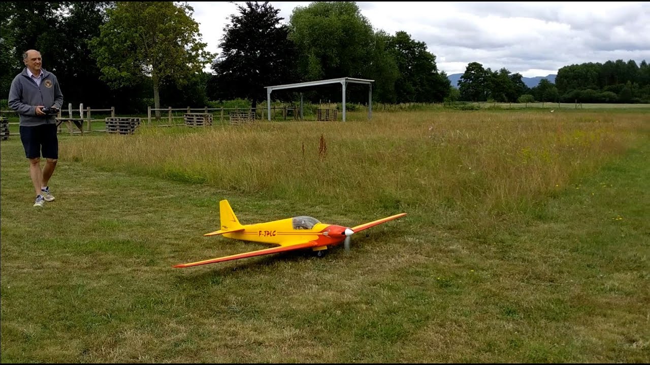 Vol du Fournier RF4 Aeronaut