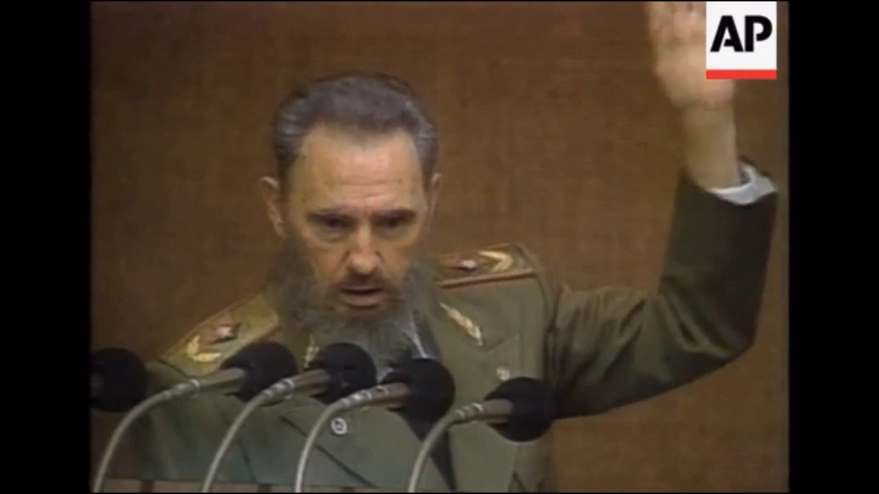 Fidel Castro praises Socialism (1997)