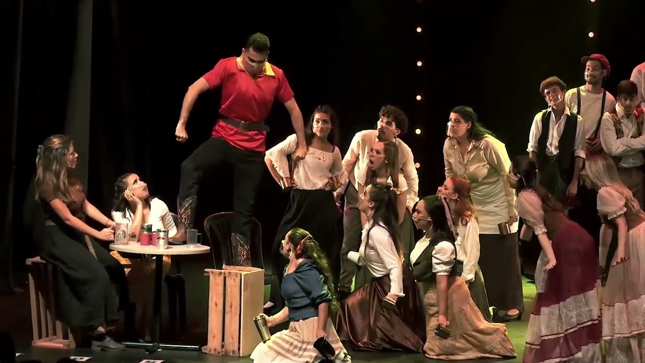 Gaston (A Bela e A Fera) - TeenBroadway