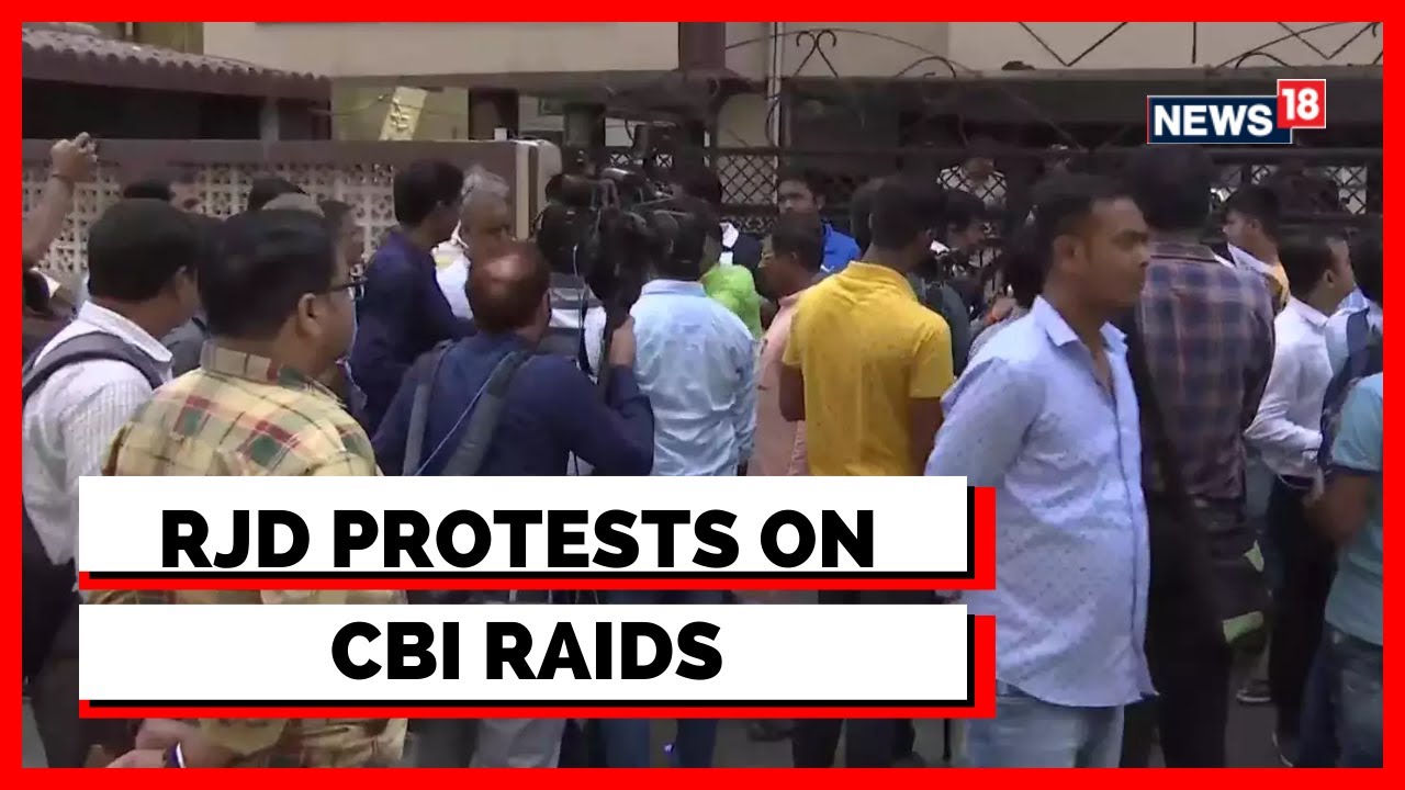 RJD Members Protest Outside Bihar Assembly After Lalu Aides Raid | Lalu Prasad Yadav | Bihar News