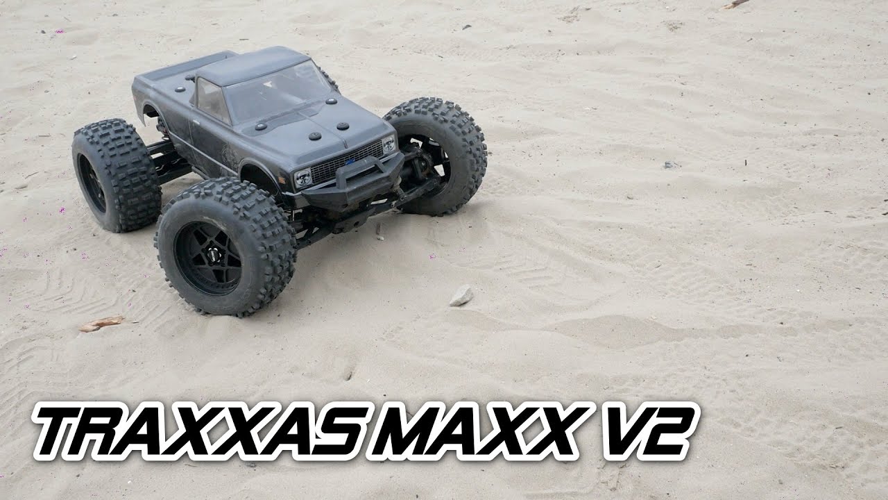 Traxxas Maxx V2 mit Neuer Karo & Proline Trencher X / Dboots Backflips