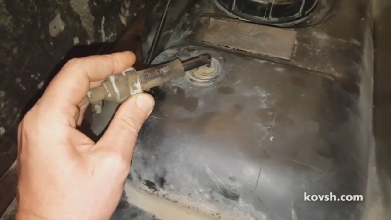 Причина попадания воды в бак на Mercedes Benz Sprinter 313CDI 2.1d OM611