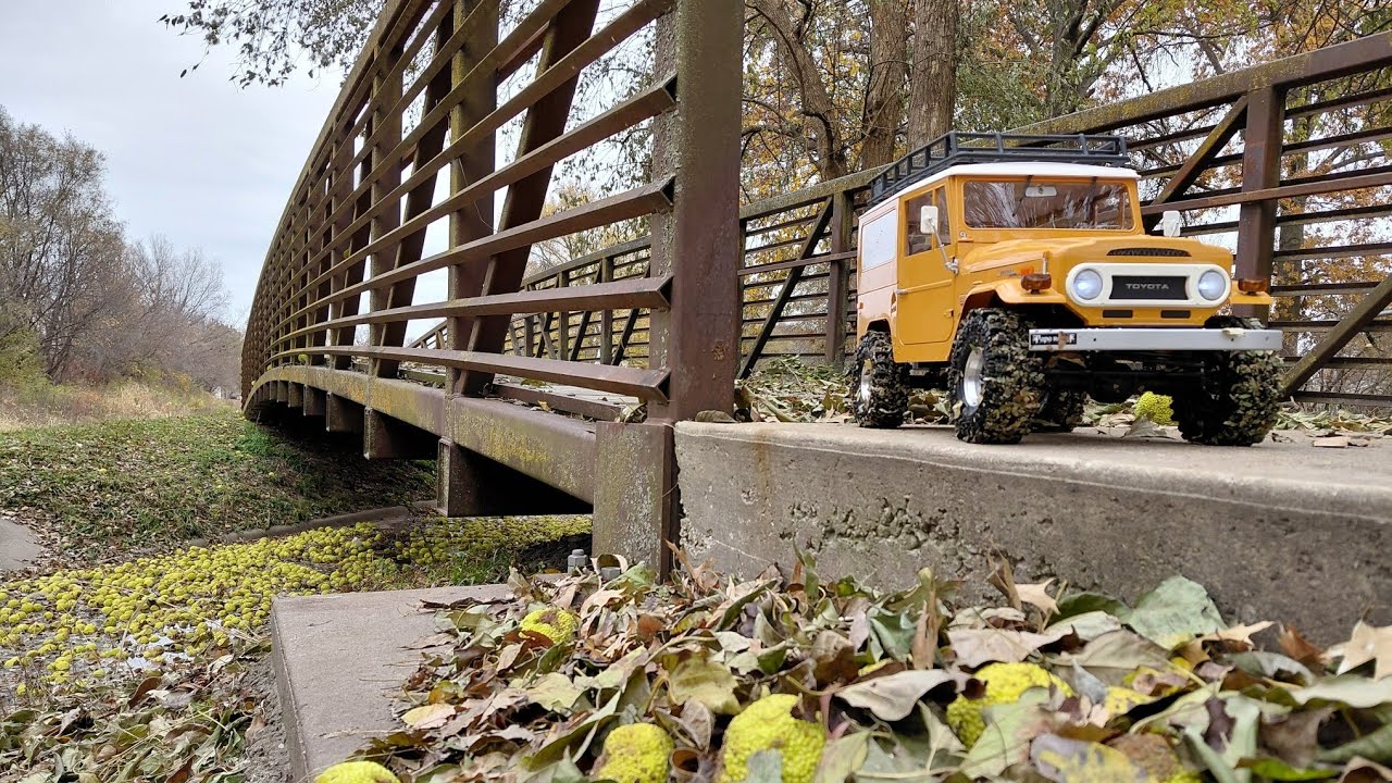 Fms Fj40 10 scale Trail ASMR No Music Nature sounds,  creek , leaves, wind 