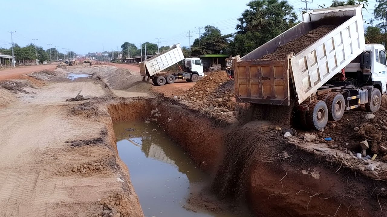 New Highway, new foundation project begins actively! The Best Talent For The Bulldozer Team.