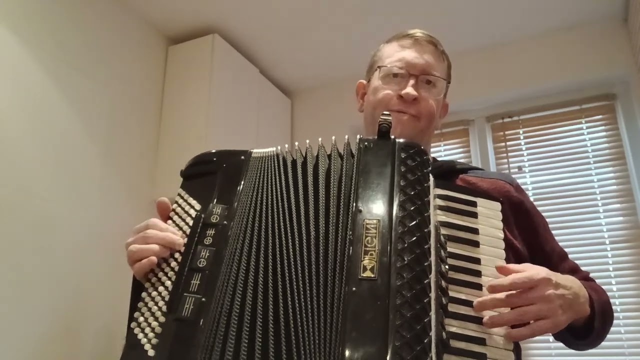 Irish Polka (Trad) played on Piano Accordion 