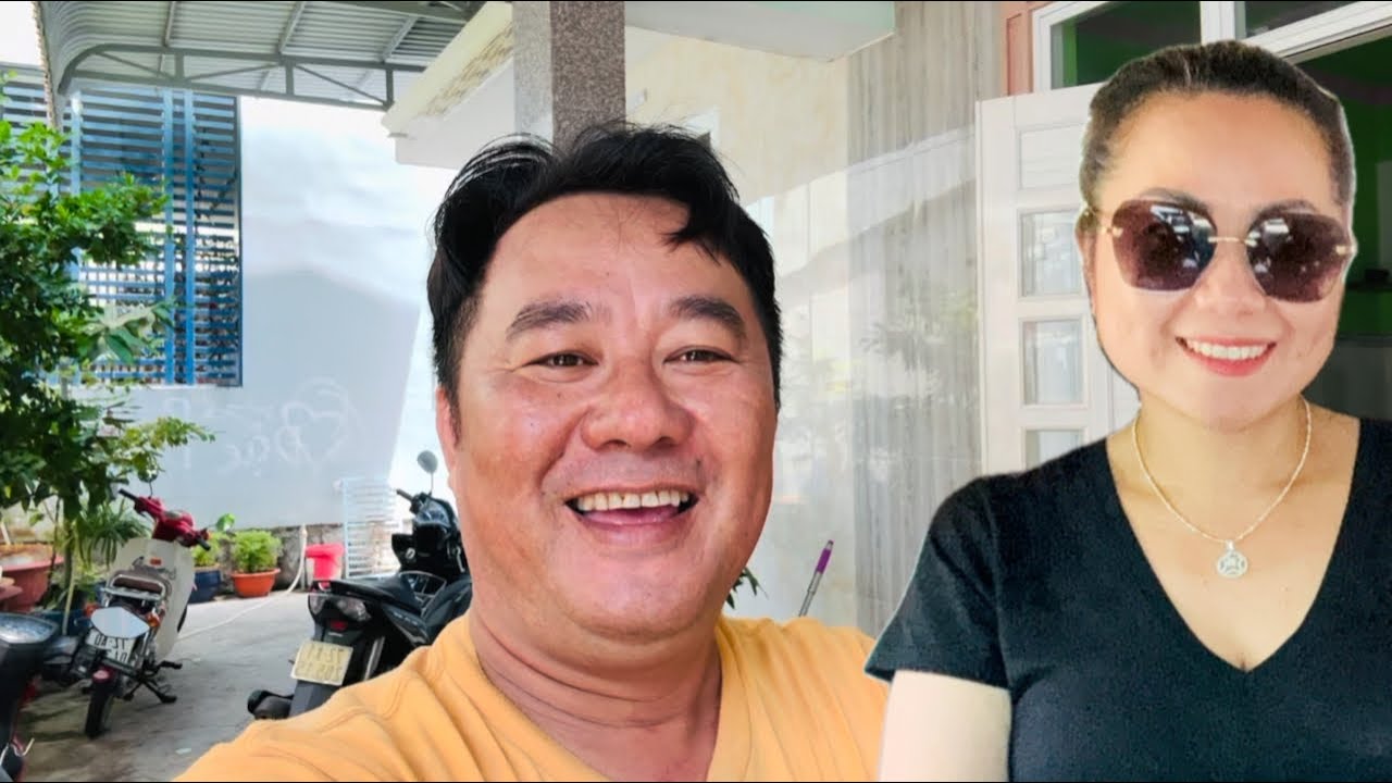 HÌNH TRÌNH ĐÓNG ĐỒ VÀ ĐƯA TIỄN MẸ VÀ EM GÁI VỀ MỸ 