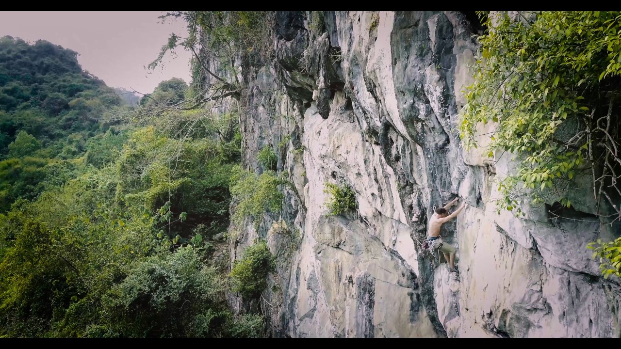 Butterfly Valley, Cat Ba Climbing