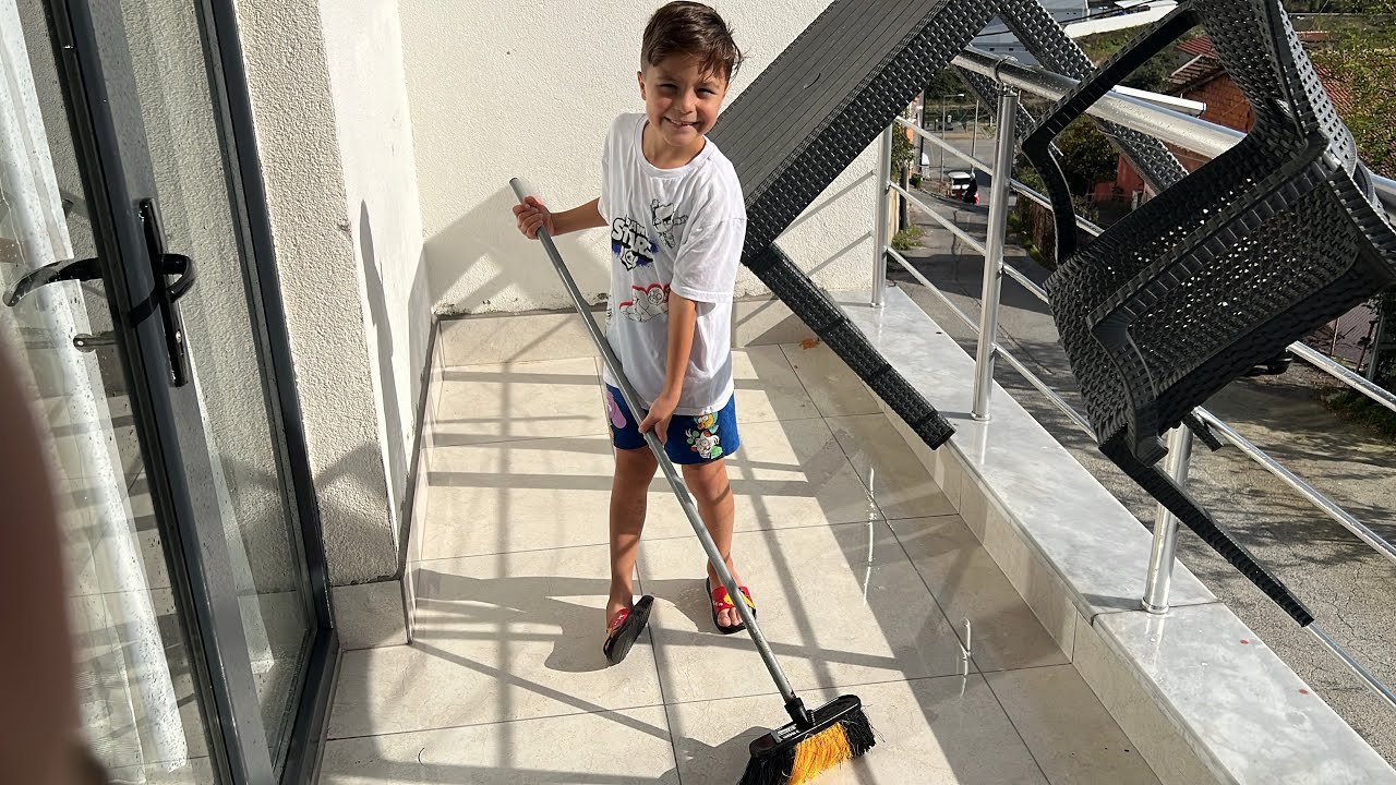BABAMLA BİRLİKTE BALKON YIKADIK !! KENDİMİZİ DE ISLATTIK 