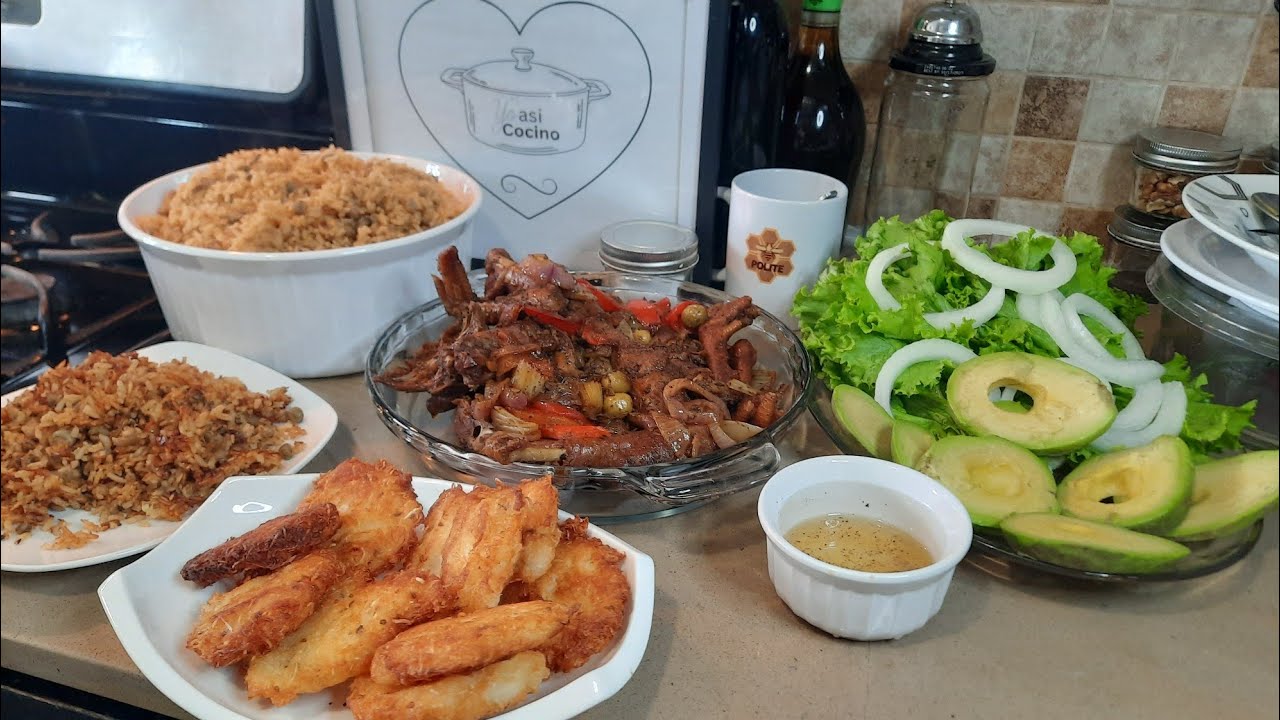 #gallina#easy#cooking#arrozcongandules#almerzo#moro#ensalada #food #aguacate#lechugaAugust 4, 2025