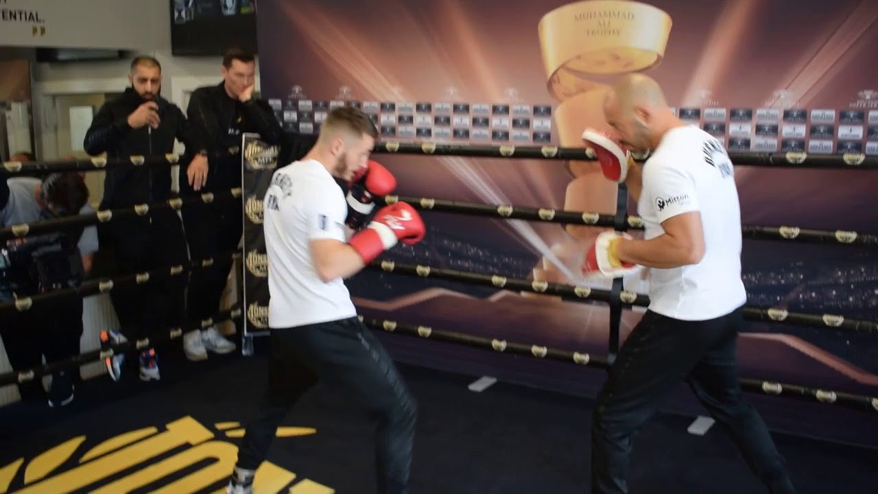 SILKY SMOOTH! RYAN BURNETT PAD WORKOUT WITH COACH ADAM BOOTH AHEAD OF DONAIRE CLASH / WBSS