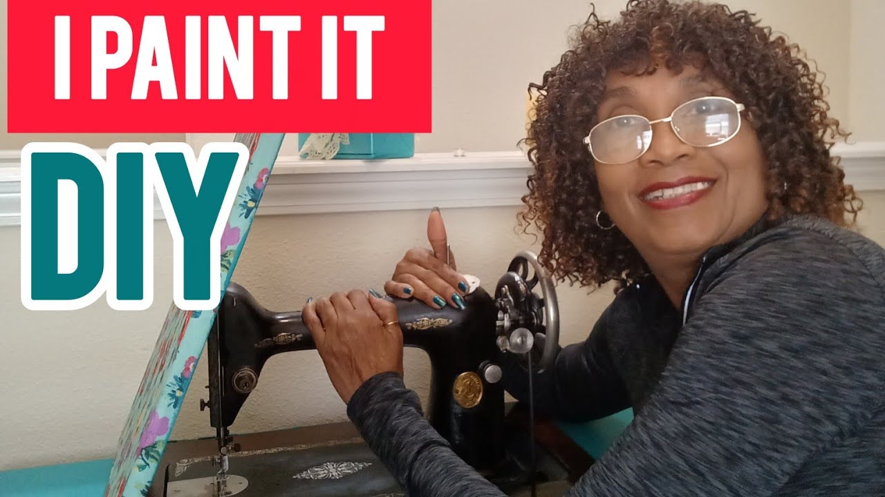 DIY I Painted The Vintage Sewing Machine!