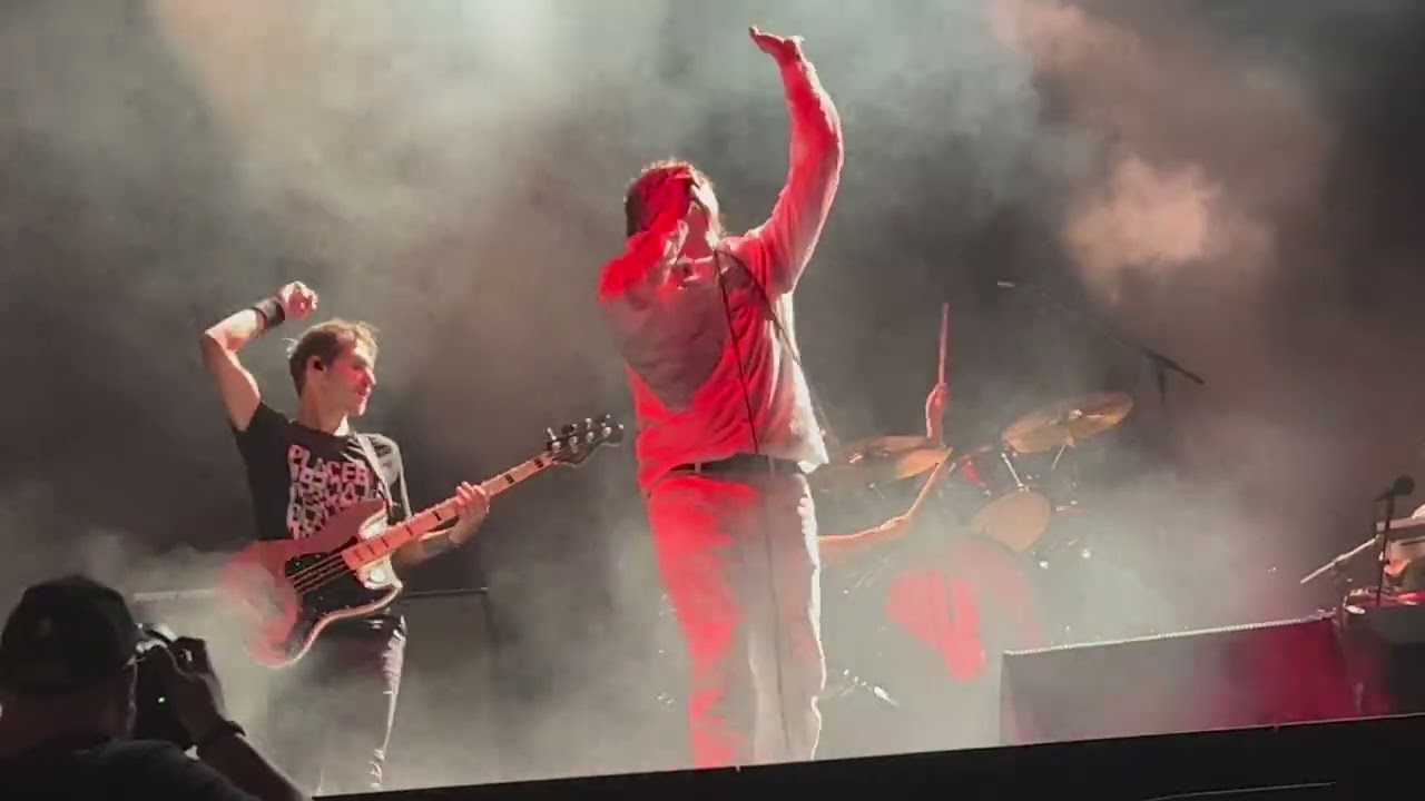 My Chemical Romance: Mama [Live 4K] (Milton Keynes, England - May 19, 2022)