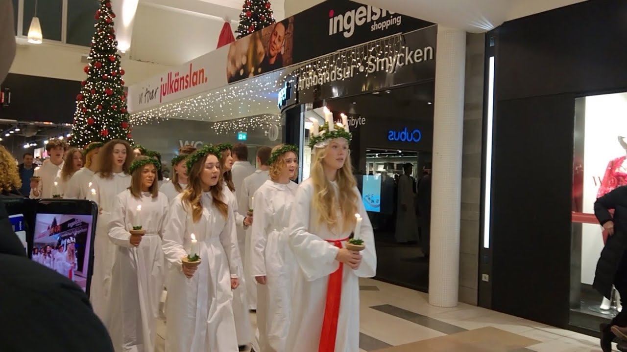 Lucia 2023 @ Ingelsta Shopping