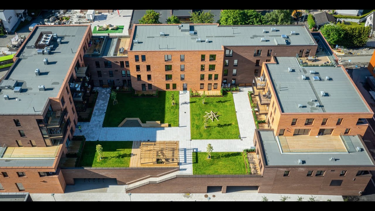 Meglergården Bekkestua, Østerås bygg