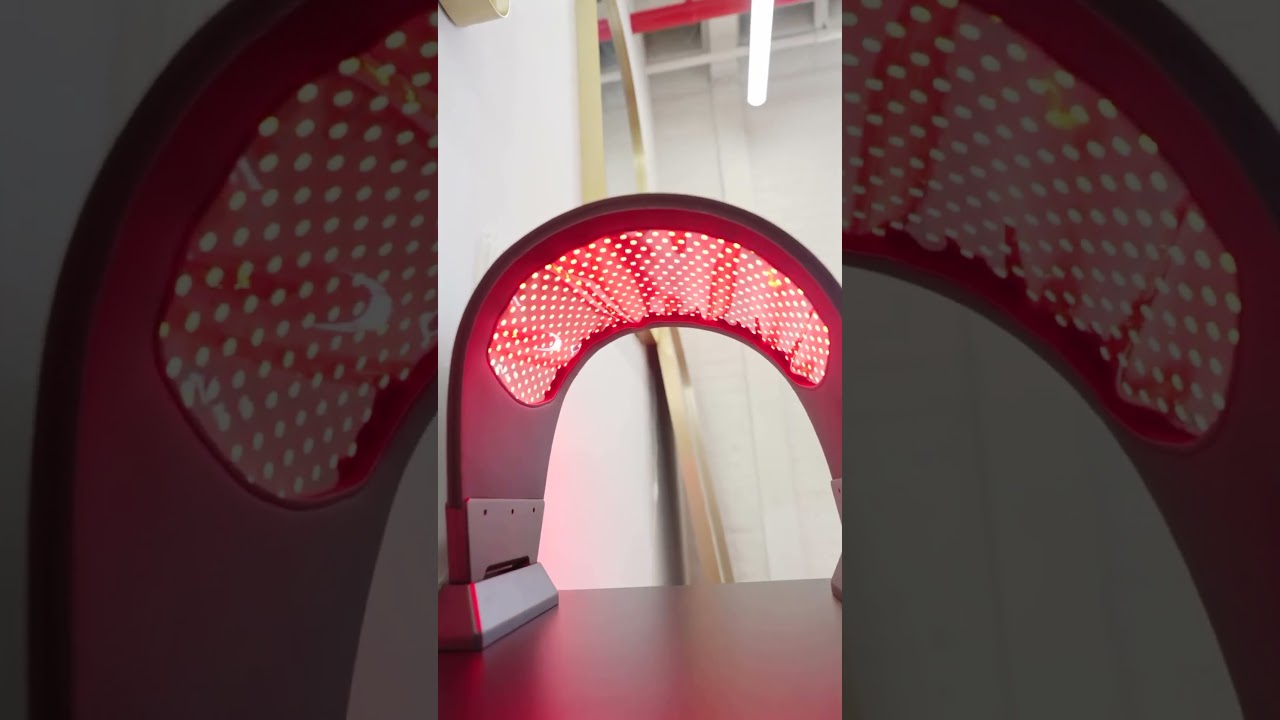 The adjustable LED light therapy panel light you’ve all been asking for✨