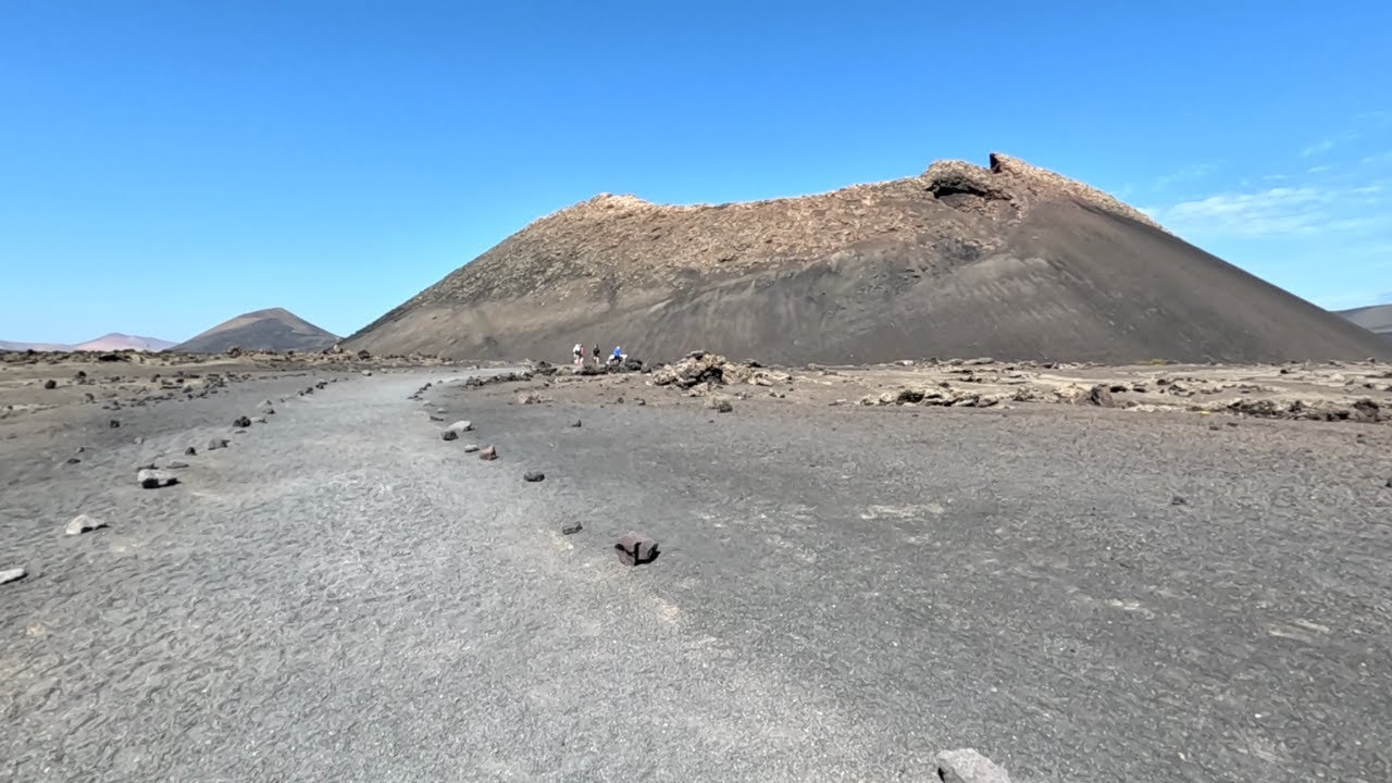 5 Surprising Things I Learned Hiking Volcano El Cuervo on Lanzarote