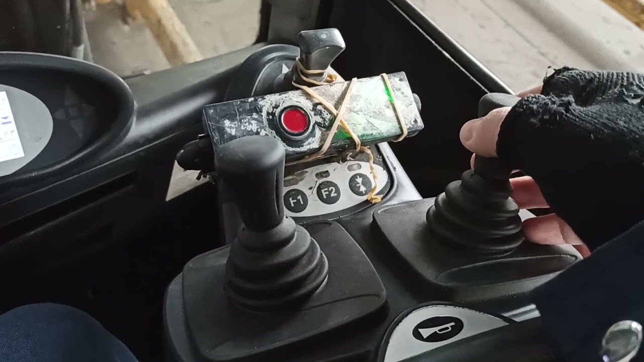 Linde tarzı kullanmış olduğumuz still marka forklifimizi tanıttım.. #still #forklift #work