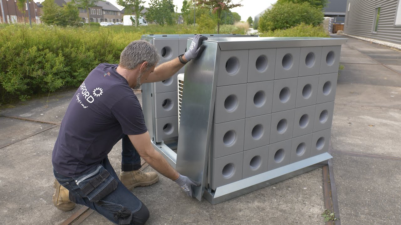 Merford: montagevideo voor ACE geluidswerende omkasting voor buitenunits van warmtepompen en airco’s