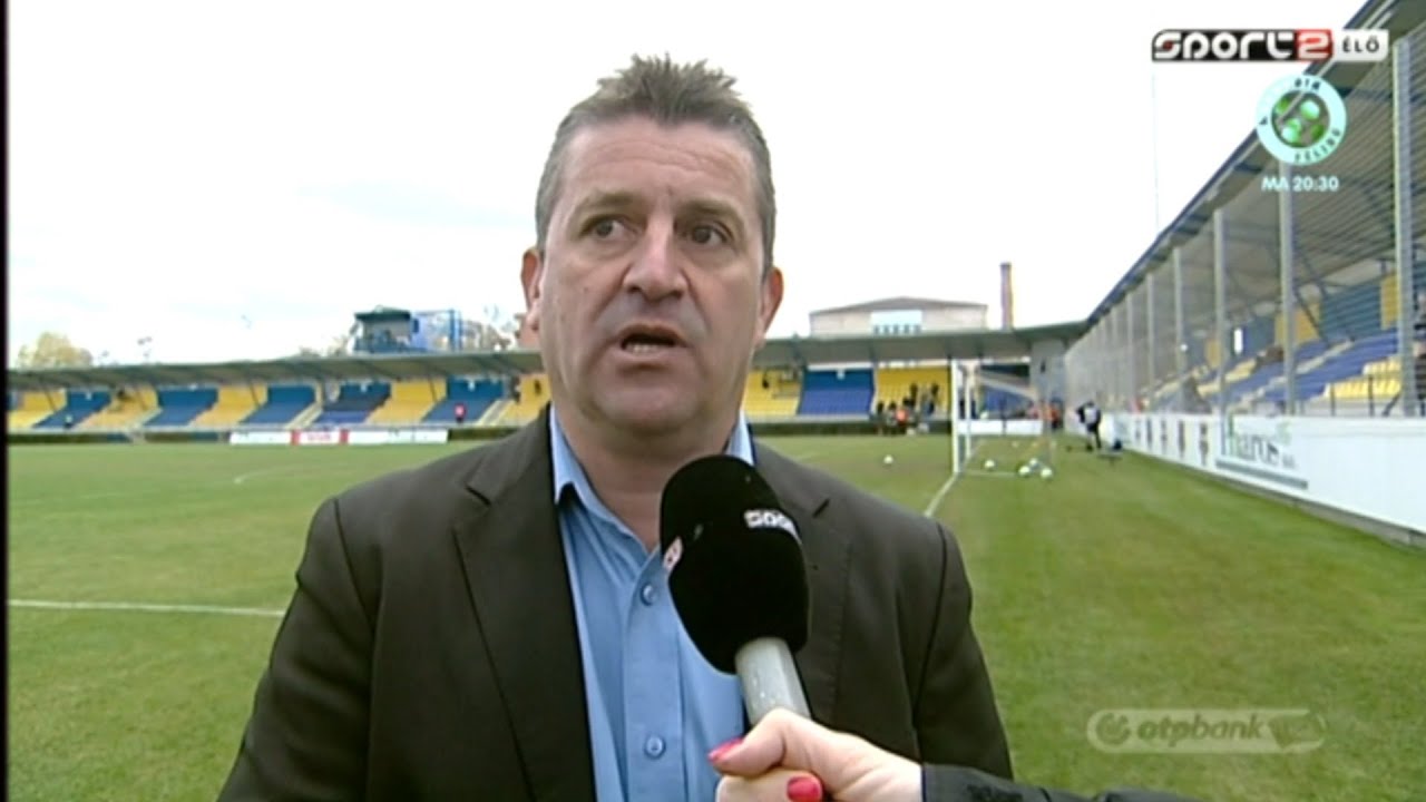 Véber: Gyáva és ostobán futballozó csapat vagyunk...