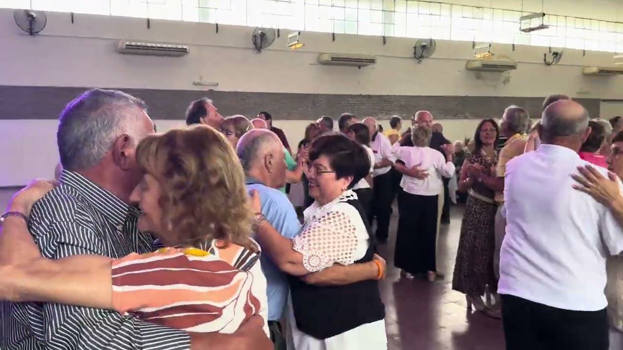 ESPECTACULAR almuerzo y baile en PORTEÑA!! Con CAPACIDAD AGOTADA!!!