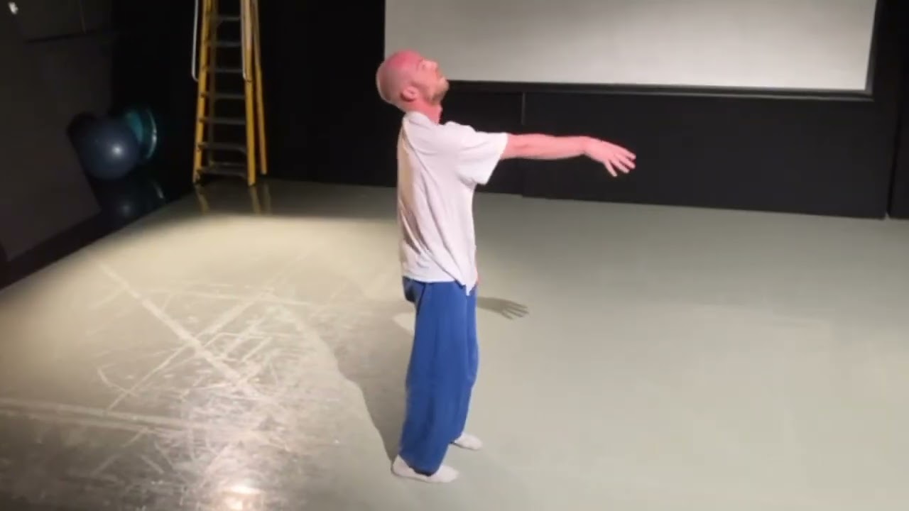 Luca Chiodini - Floorwork Improv