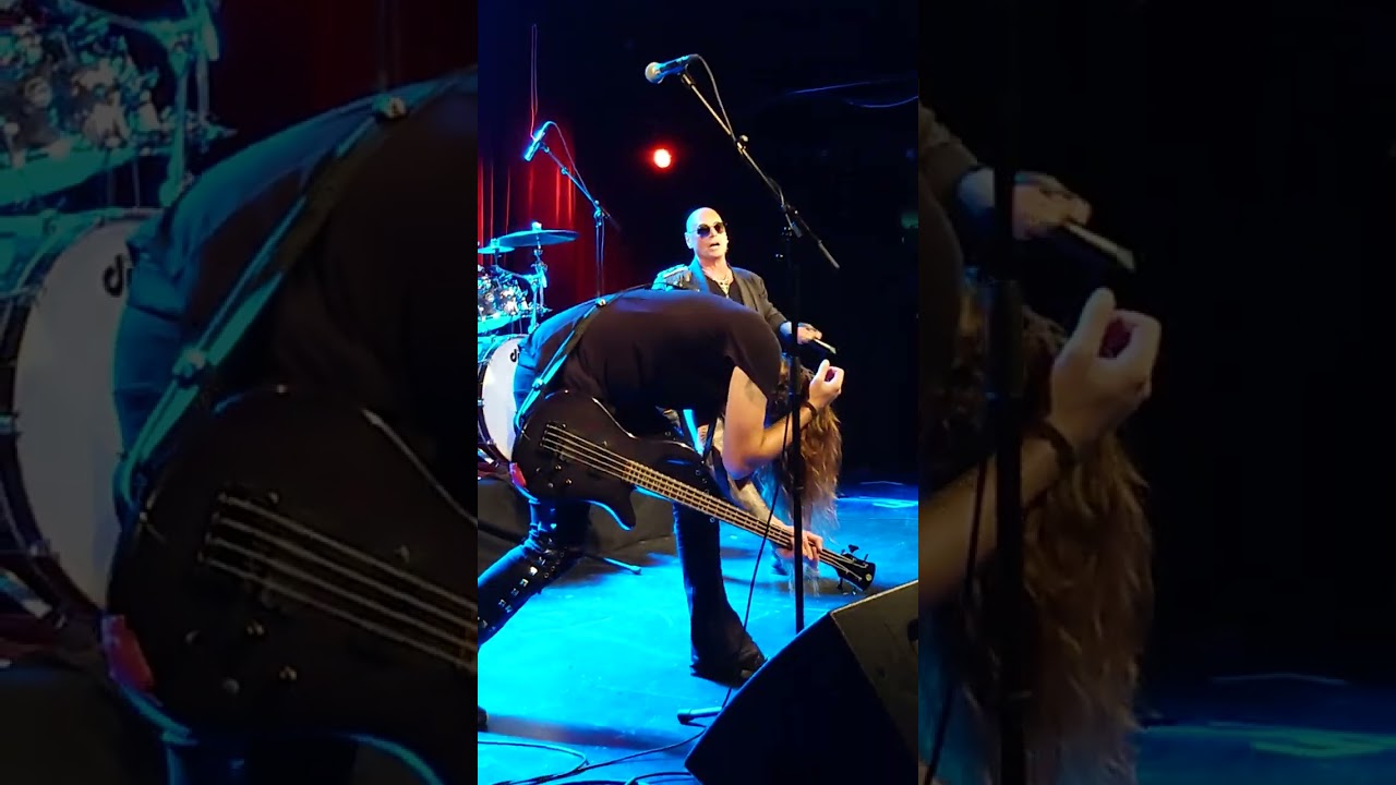 Joe Lynn Turner - Cut Runs Deep