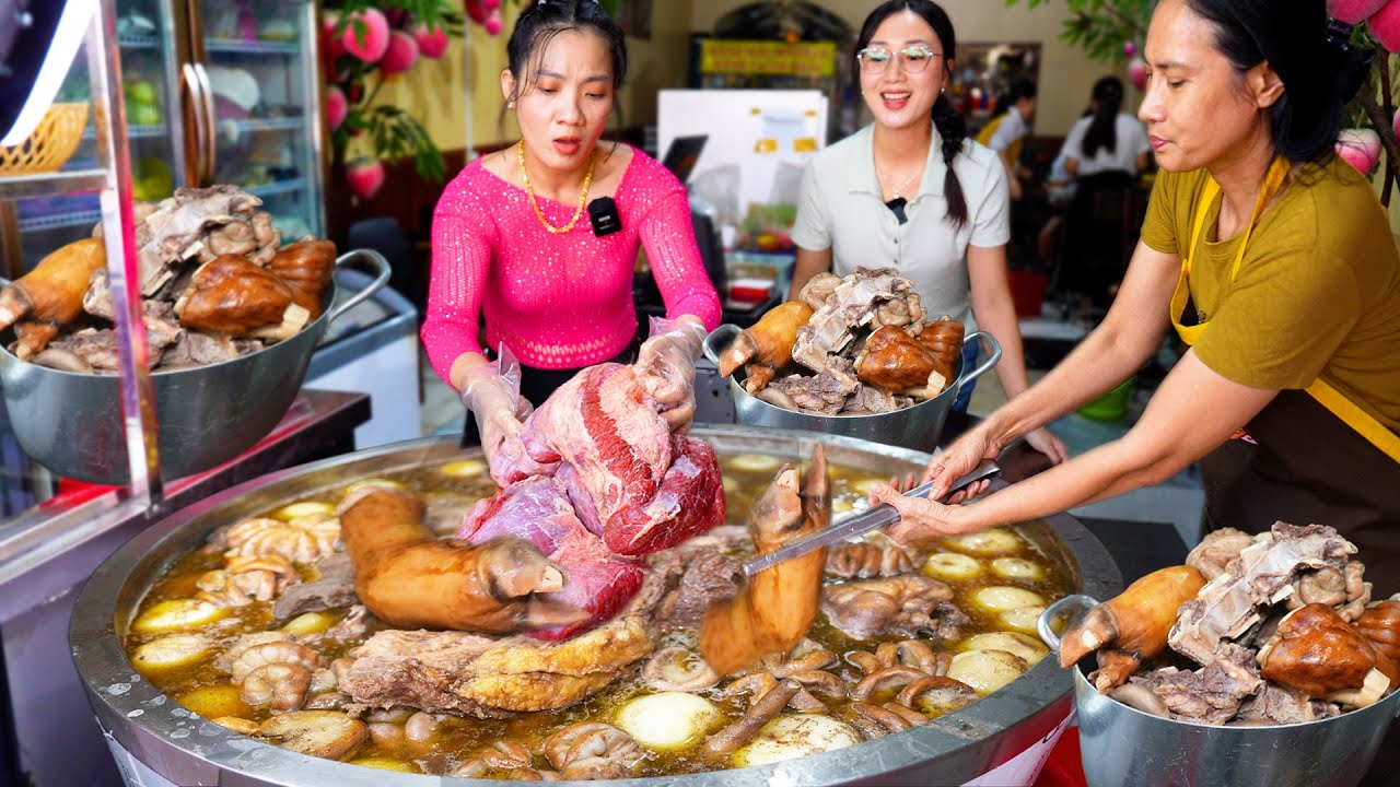 Độc lạ nhất Phở Lòng Lỡ “Cô Giáo Ngân” đặc biệt nồi nước lèo đặc khừ thịt có 1-0-2 ngon rẻ, bổ dưỡng