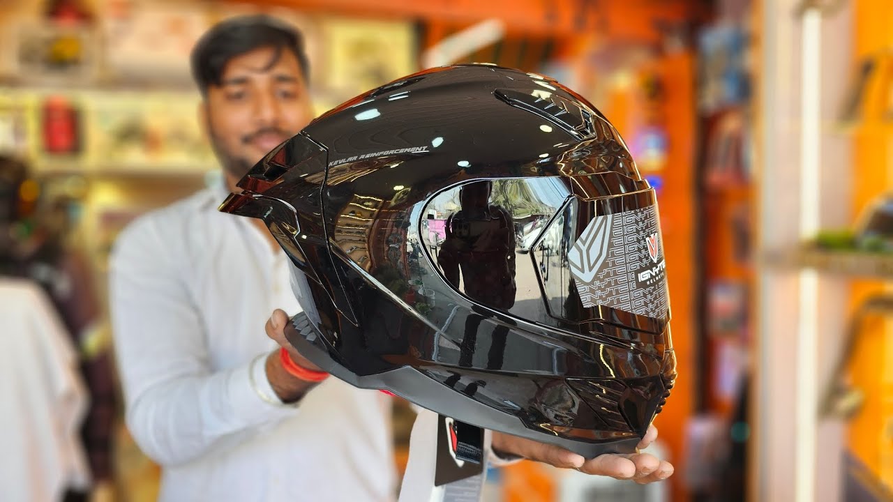 IGNYTE All Black Helmet  / Helmet Shop /Monster Machine 