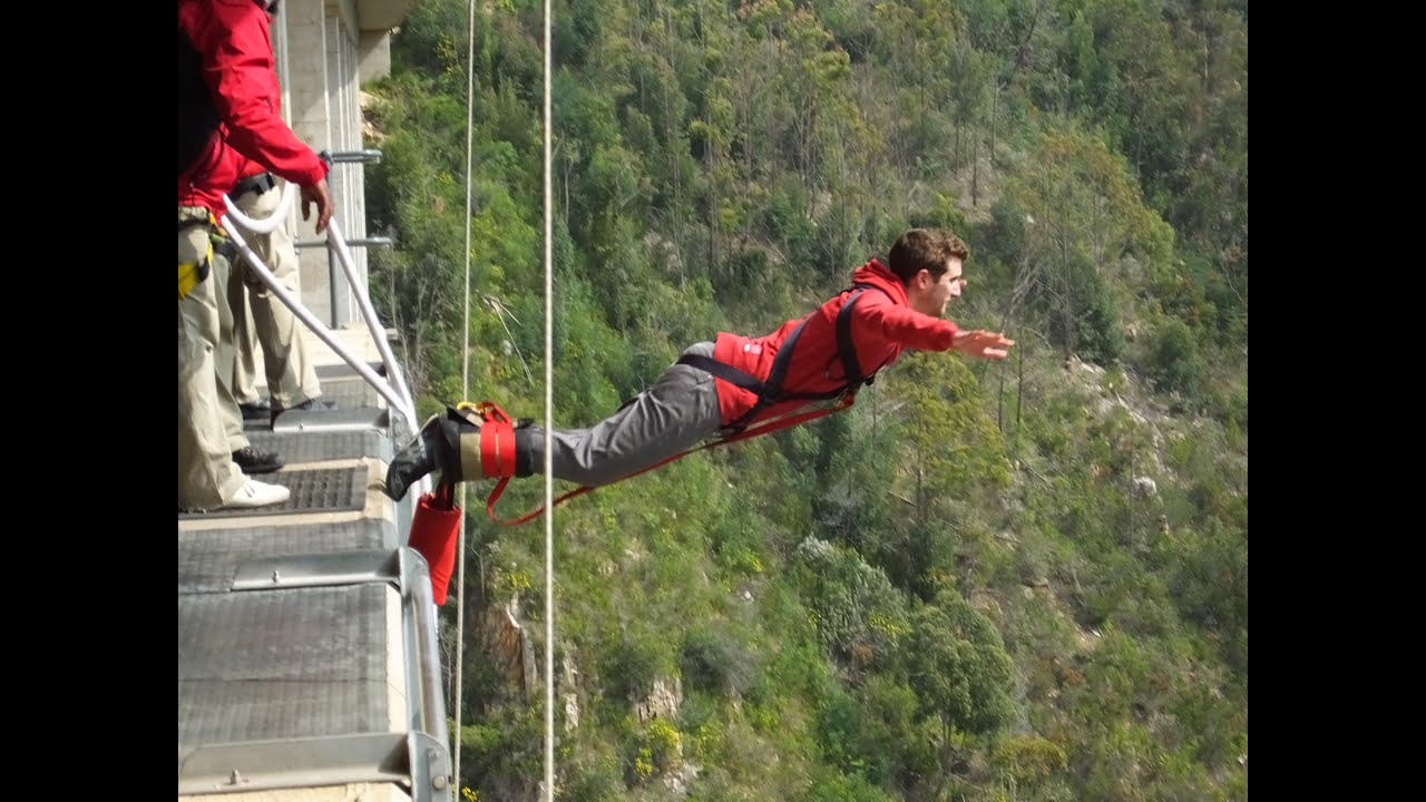 Bloukrans Bridge Bungee Jump