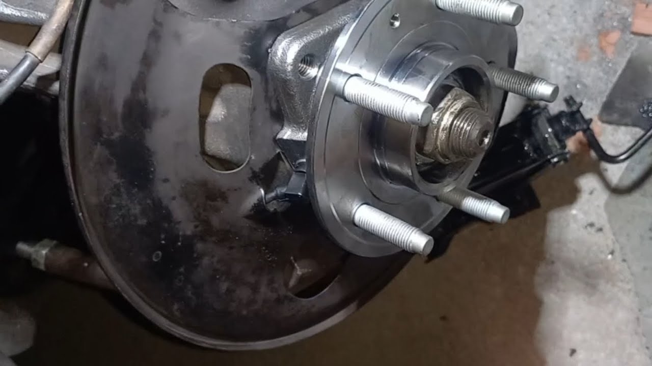 Troca do cubo da roda do chevrolet #captiva  #cofap  barulho de turbina no carro? Rolamento!