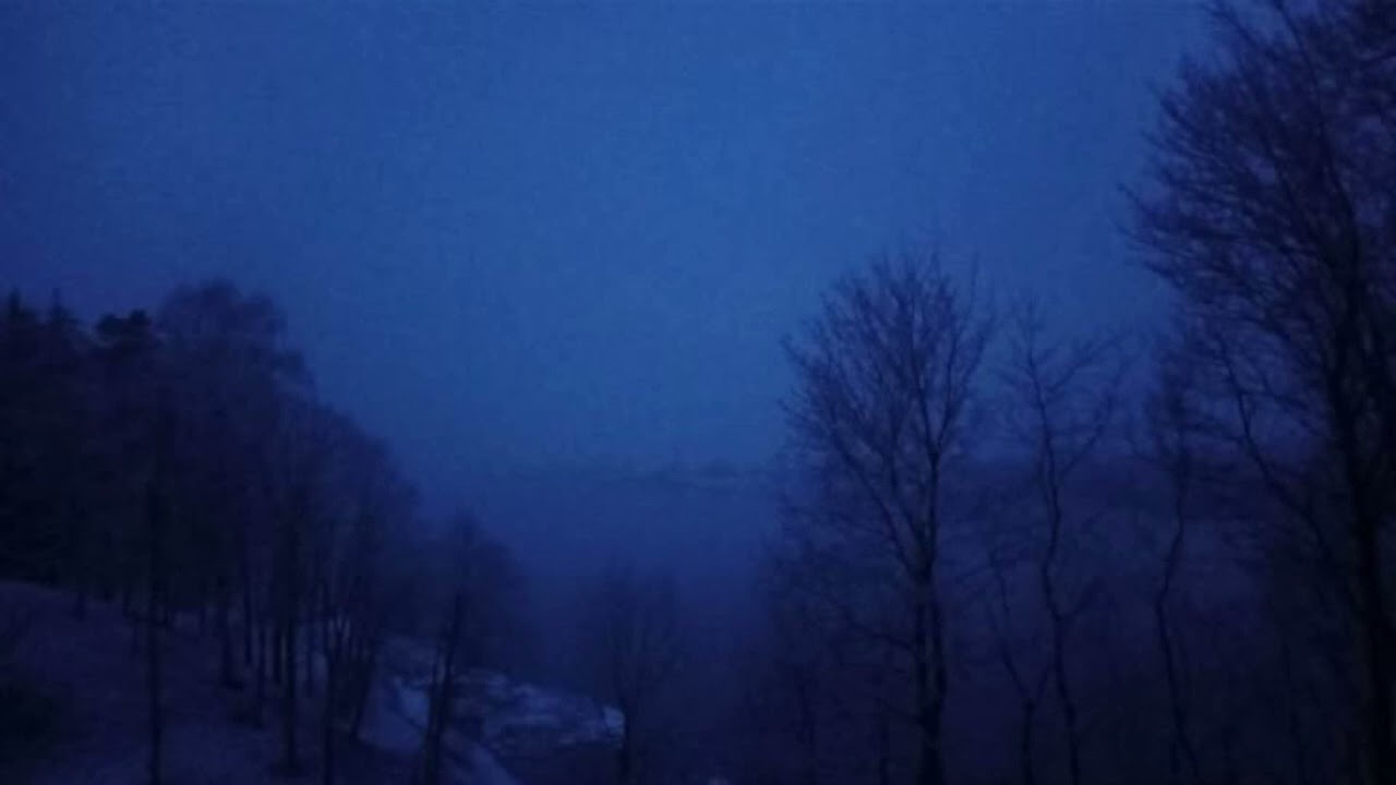 Cinematic Dark Ambient for Deep Focus & Isolation | Haunting for Intense Concentration