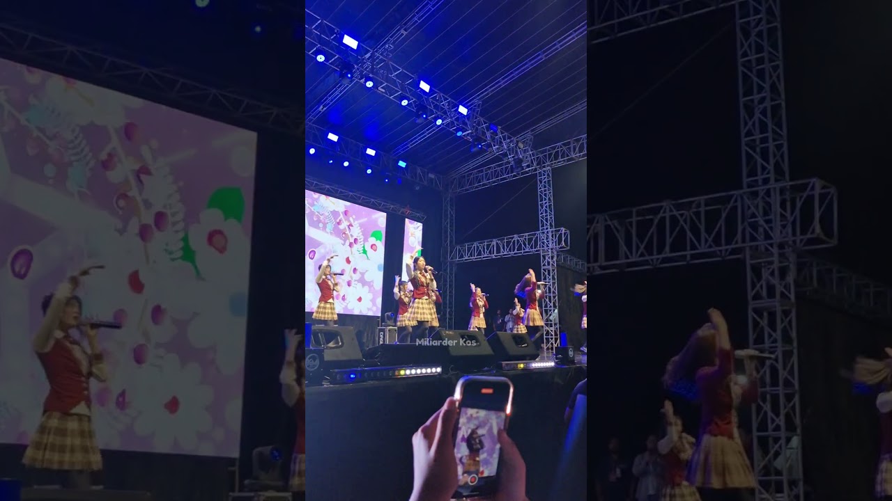 JKT48 - Seventeen || at Dusemphoria 