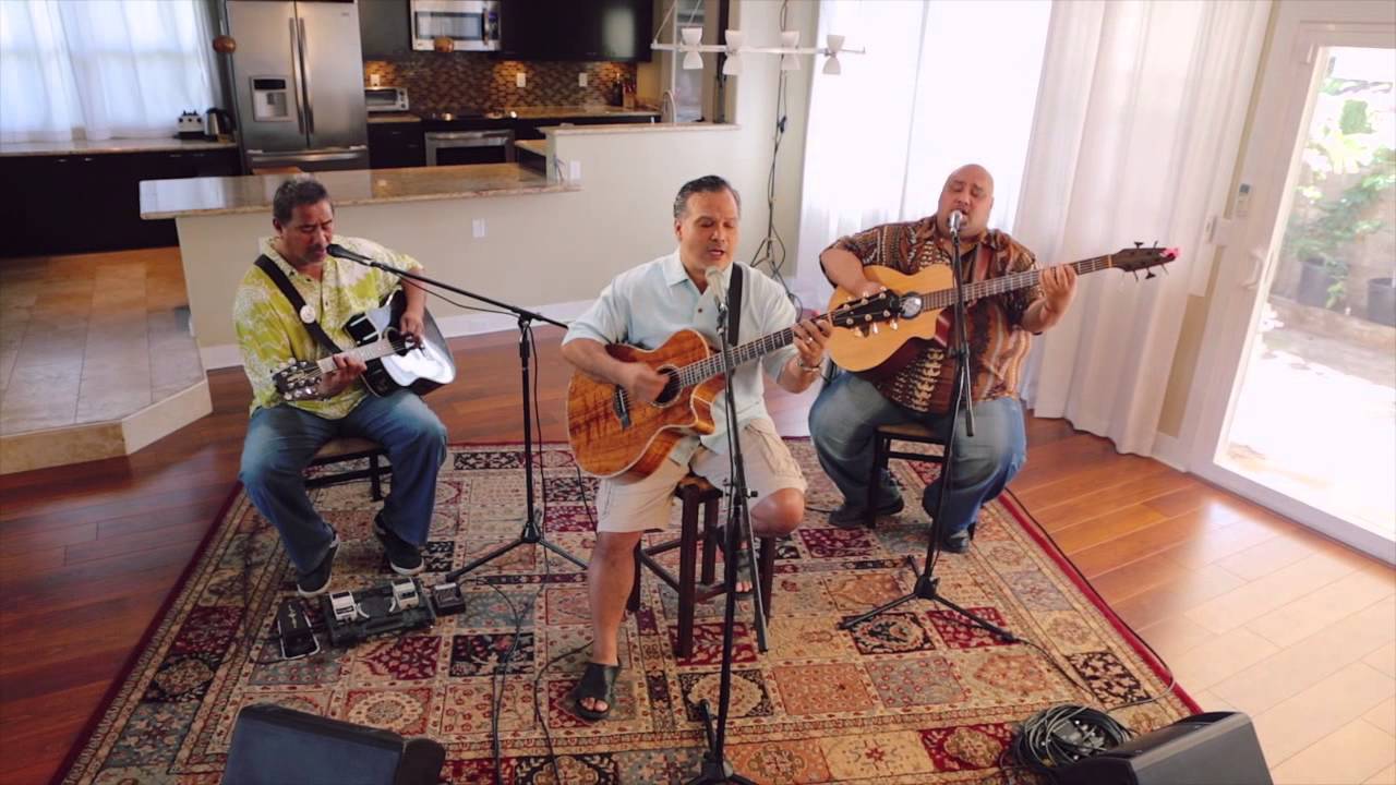 Weldon Kekauoha - Queen's Jubilee (HiSessions.com Acoustic Live!)