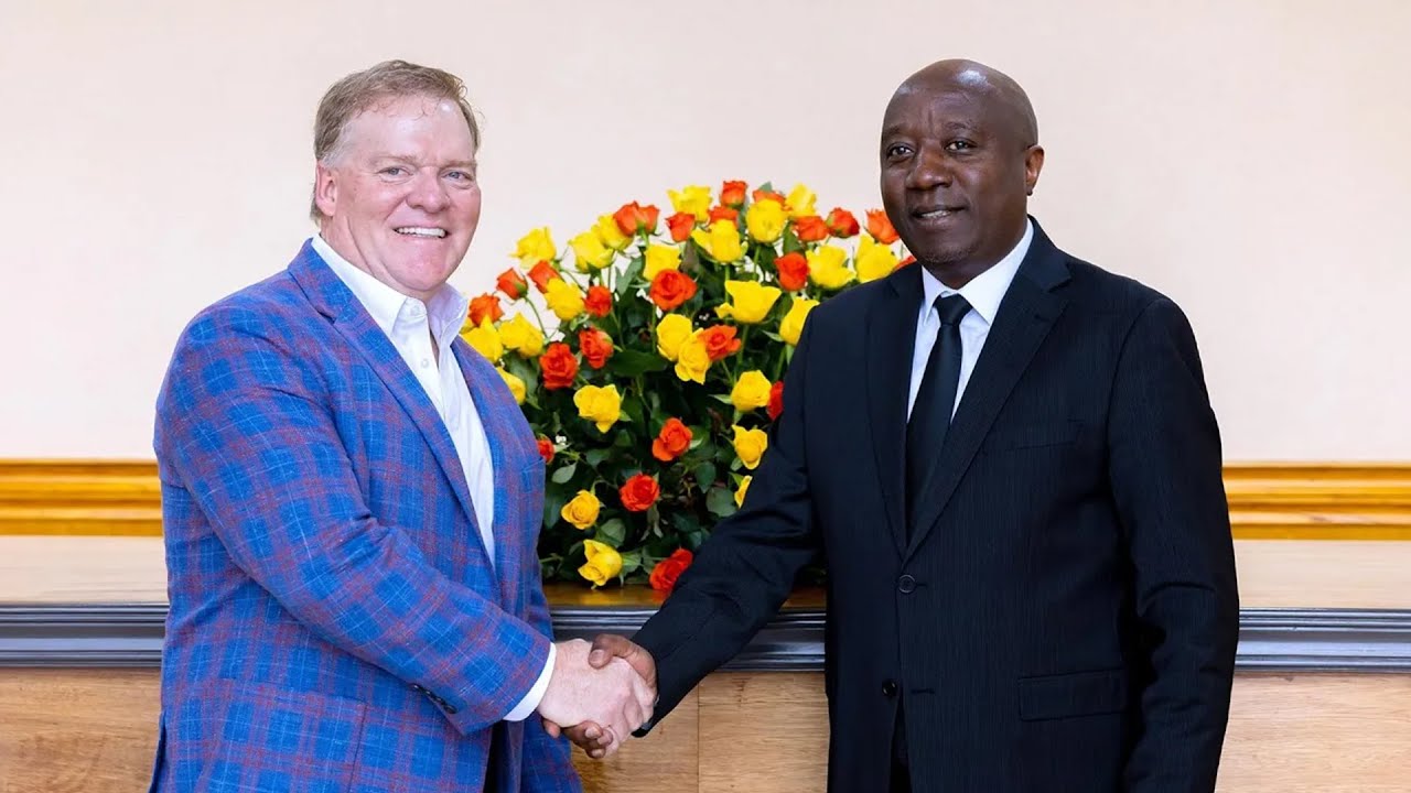 PM Dr. Ngirente received US-based investors Mr. J.W. Oliver Jr. and Mr. Rick Johnson.