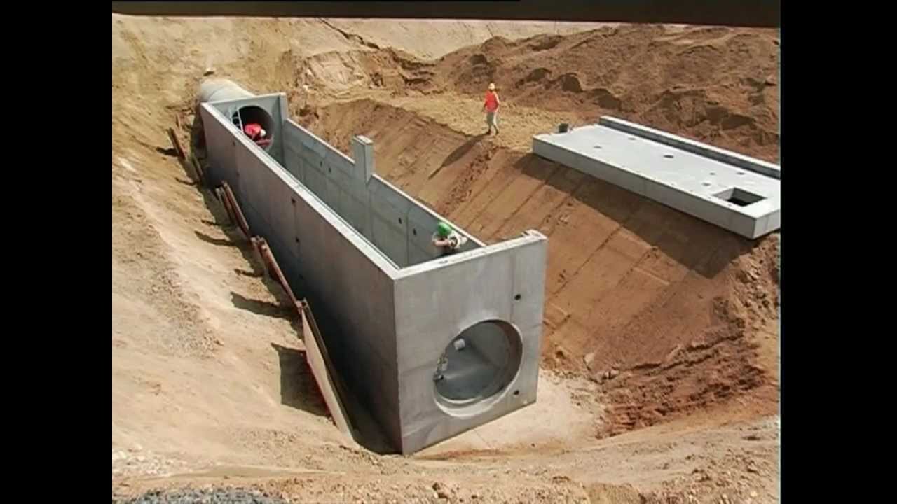 Einbau eines FBS-Sonderbauwerkes aus Stahlbetonfertigteilen