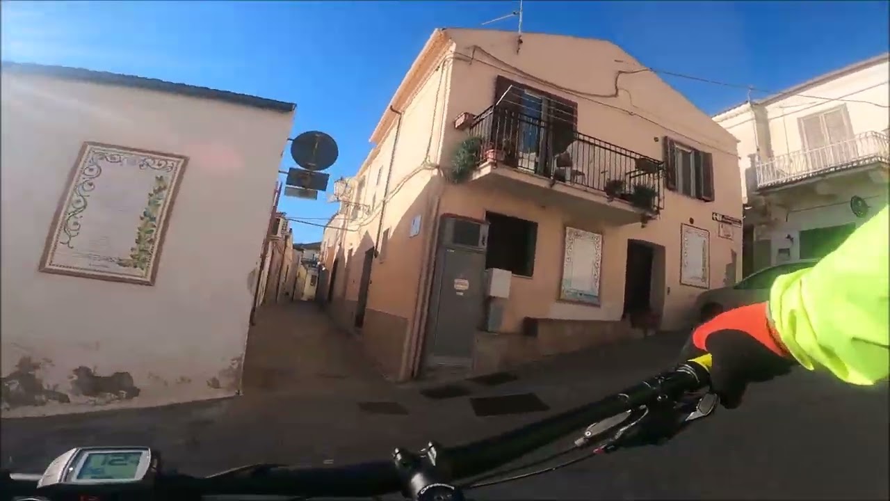 CICLOPASSEGGIATA CENTRO STORICO ROCCA IMPERIALE