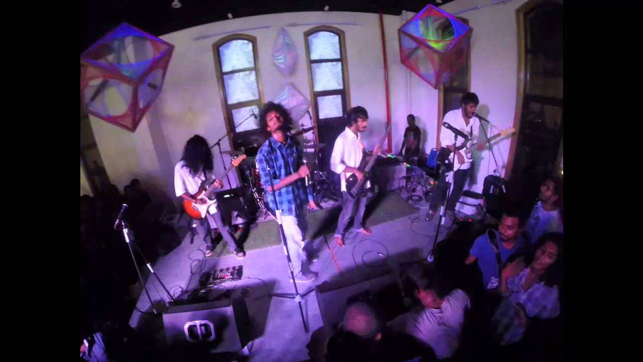 The SlimFits - 1 Knight Medley (Cover) + Kalhu Hunyaa Coffee Aa (Cover)