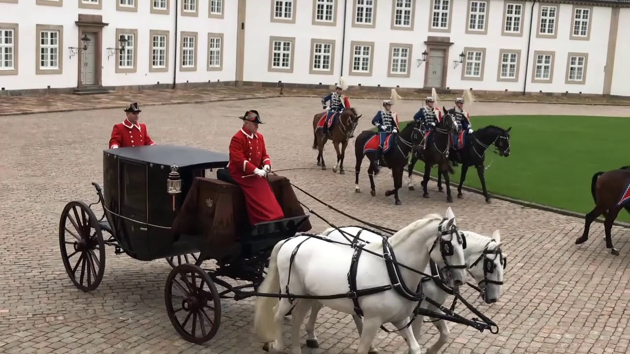 Ajit Gupte Presenting credentials to Queen