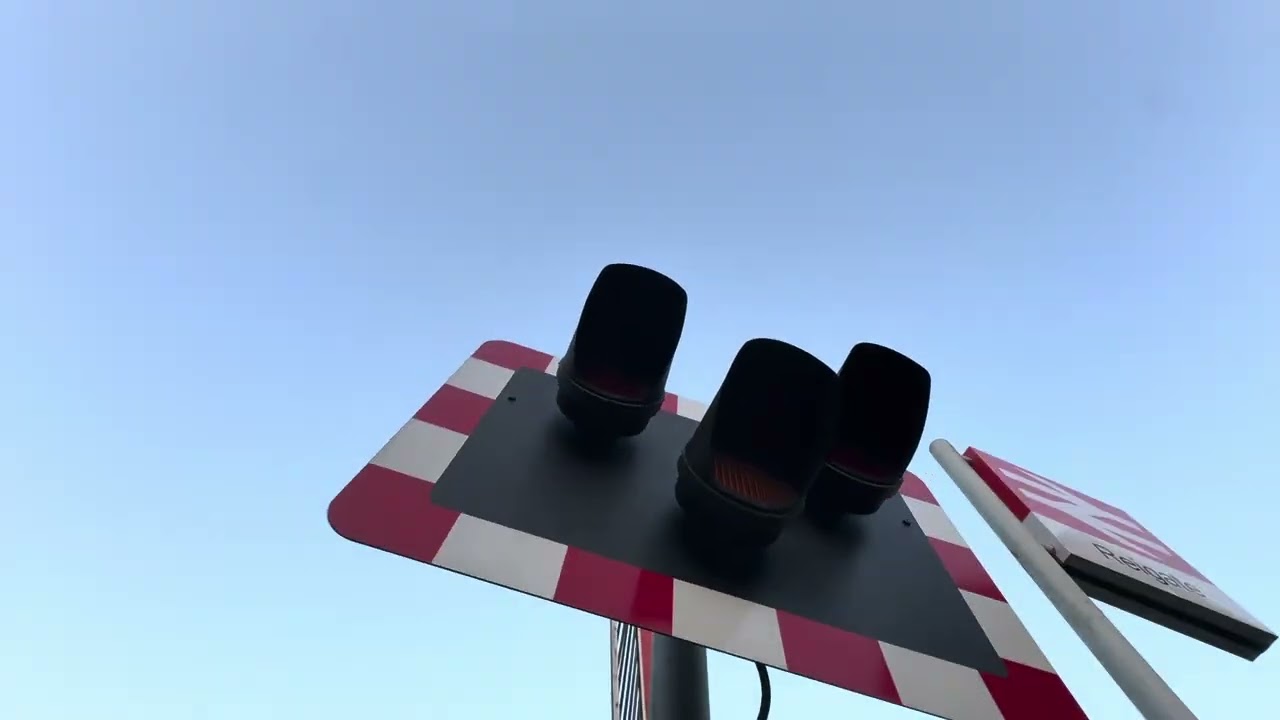 reigate level crossing
