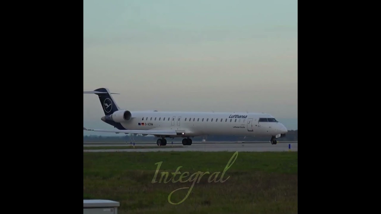 autothrottle-less lufthansa cityline crj900 😔😔😔 #aviation #aviationedit #lufthansa #crj900 #shorts