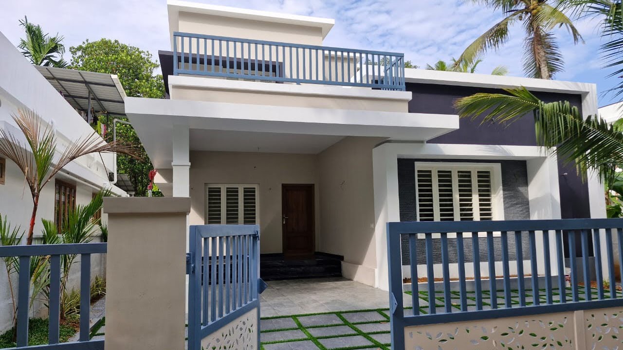 House for sale in  Vengoor, Angamaly, 1800 sqft | Rs. 72 lakhs