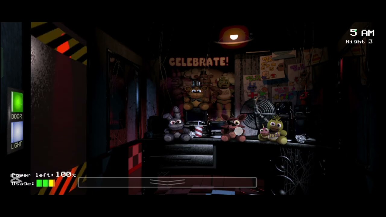 Jugando five nights at Freddy's 