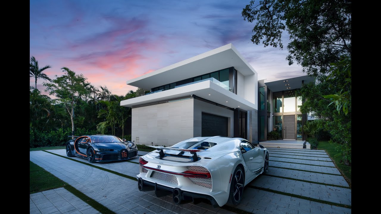 THE BILL AND BRYAN TEAM PRESENT: 5515 Pine Tree Dr | Miami Beach
