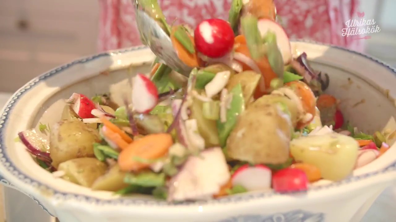 Potatissallad med råa, krispiga grönsaker