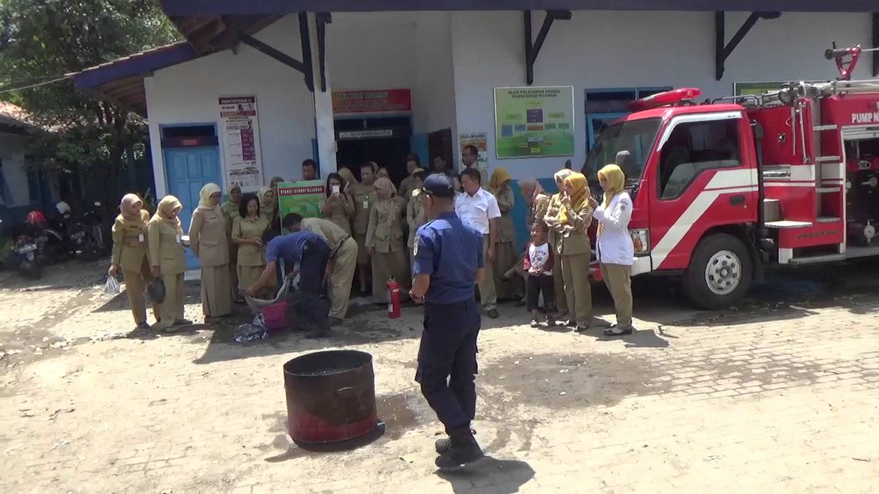 Simulasi Pelatihan APAR di Puskesmas Ngawen