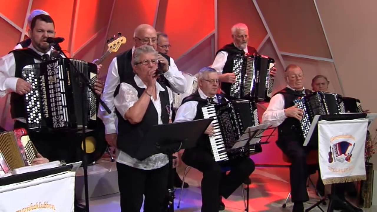 Harmonikaklubben Skelageren Der hvor klitrosen står