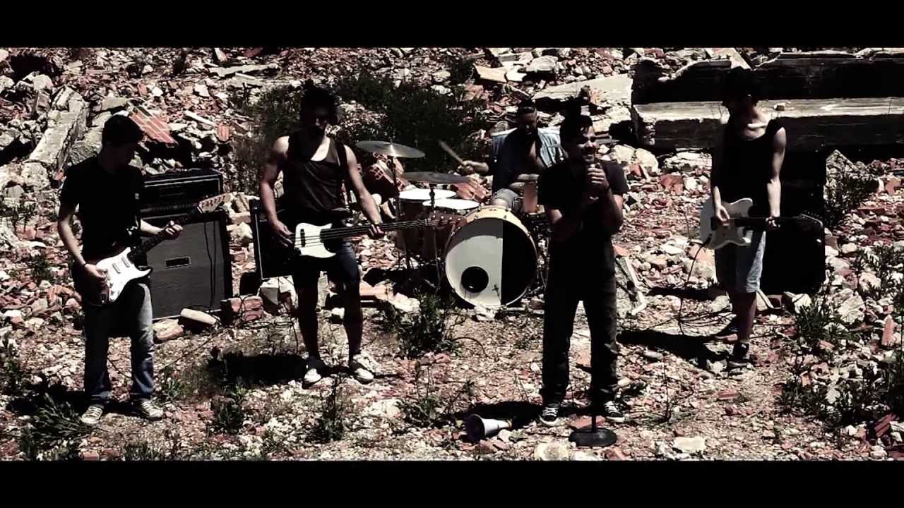 Robin Oak - Riot [Official Music Video]